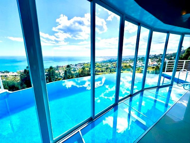 Foto bb2526ac-1016-4a49-b2ee-f8025c37f483. Chalet con riscaldamento parcheggio piscina in Los Nadales - Tio Charles Benalmádena