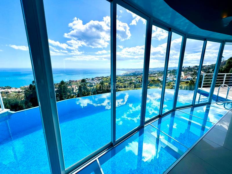 Foto d80d51d2-3af7-483f-ad0f-fa4c6e606283. Chalet con riscaldamento parcheggio piscina in Los Nadales - Tio Charles Benalmádena