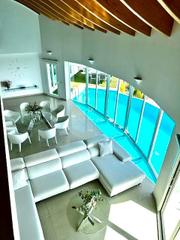 Chalet  Avenida de los botijos. Villa de lujo con piscina infinity interior y vistas panorámicas