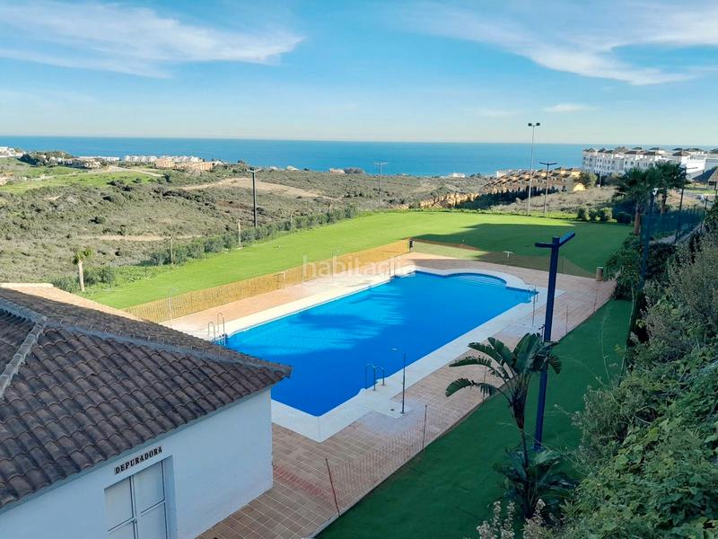 Foto 460e693e-e6d8-44e6-b55b-3983e42b921a. Apartament amb aparcament piscina a Chullera Manilva