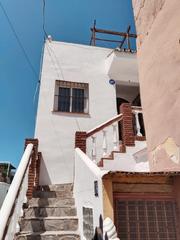 Duplex  Calle los pinos. Oportunidad: casa en reforma de 3 dormitorios con terraza privad