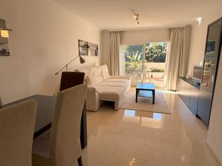 Pis  Calle hiedra. Ático con vistas al mar, garaje y 6 piscinas (1 cubierta) en elv