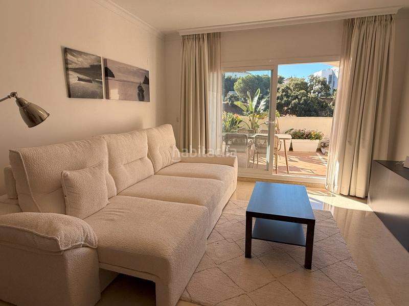 Foto c8b3e7ff-e5dd-4683-aa0d-dadfa0319209. Etagenwohnung mit parking pool in Elviria Marbella