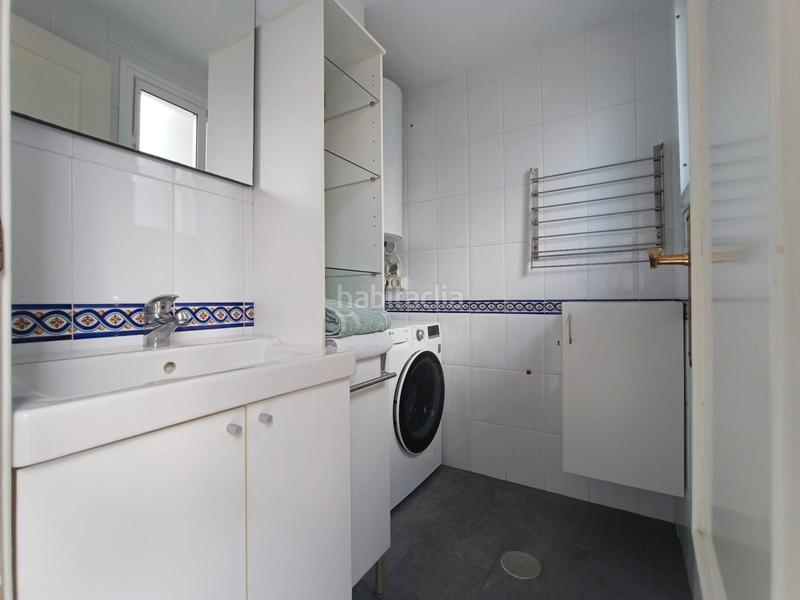 Foto 1997dd49-e0e4-468e-933c-99f6a1db9ed4. Penthouse with parking pool in Las Flores Mijas