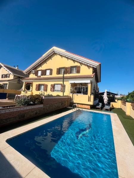 Foto 626cac9a-84a4-48d3-a486-a9ae12e0220d. Chalet avec chauffage parking piscine dans Capellanía - Retamar Alhaurín de la Torre