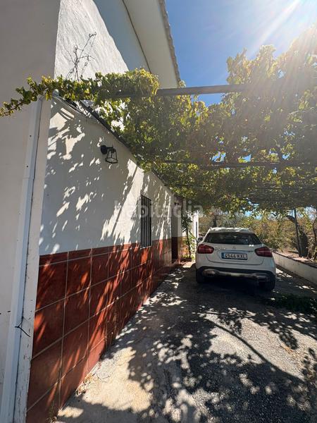 Foto 7c60b443-66ad-4789-9994-f4ff5303d0f9. Bauernhof mit parking in Guaro