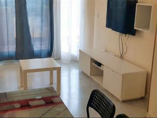 Piso  Calle las dalias. Piso con terraza de 14 m², garaje y 3 piscinas en torreblanca.