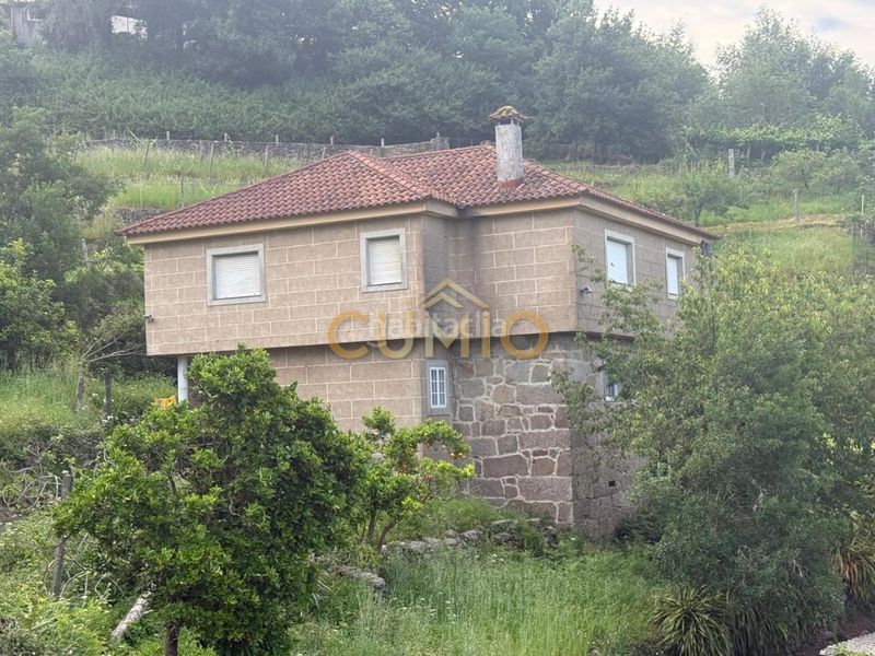 Foto b69c5ea0-58e7-4128-973a-b09bde51a221. Haus mit heizung parking in Cotobade