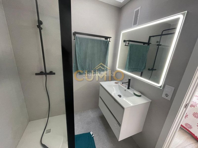 Foto d8428a05-e5d5-4c77-b853-c46cfac4cd51. Rent duplex with heating parking in Nigrán centro Nigrán