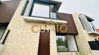 Semi detached house in San Pedro da Ramallosa