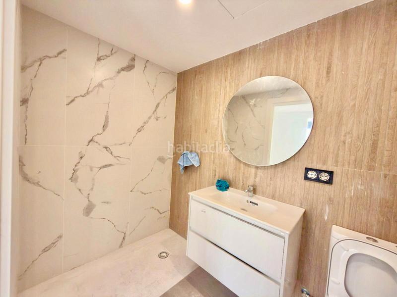 Foto f82bebc5-d7b5-4418-b10c-ad7425e660db. Casa adossada amb aparcament a Mont Ferrant-Joan Carles I Blanes