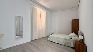 Rent Flat in Centro Histórico. Solo queda una habitación!!!! piso amplio con ascensor por tempo