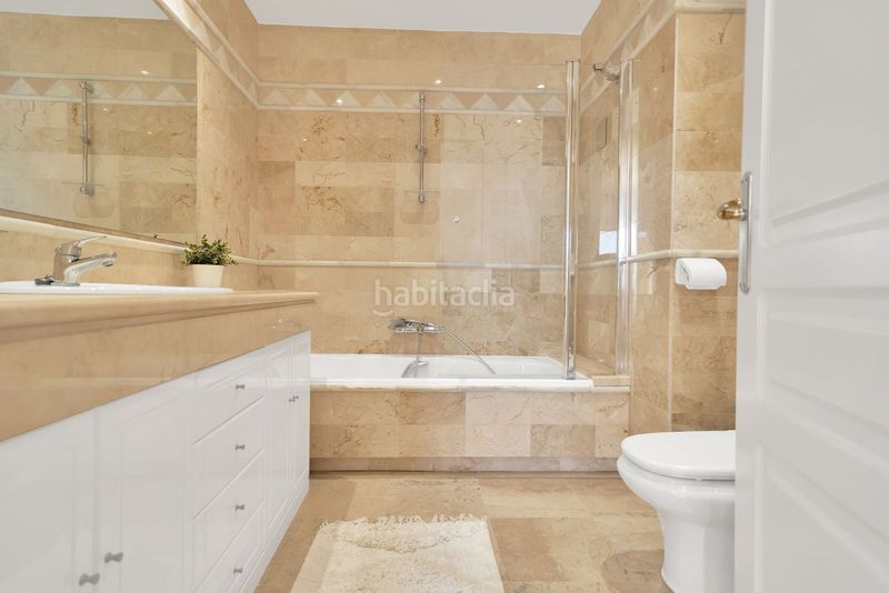 Foto 3b36e314-6d26-4ac9-aac8-47de5db84857. Flat with parking pool in Santa María Marbella