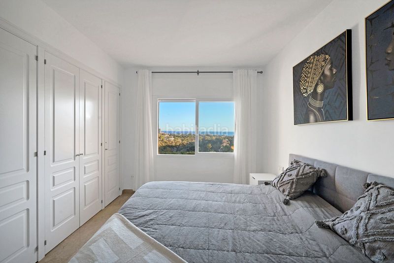 Foto 500e5f6d-5367-42d8-99f8-29b239291d0f. Flat with parking pool in Santa María Marbella
