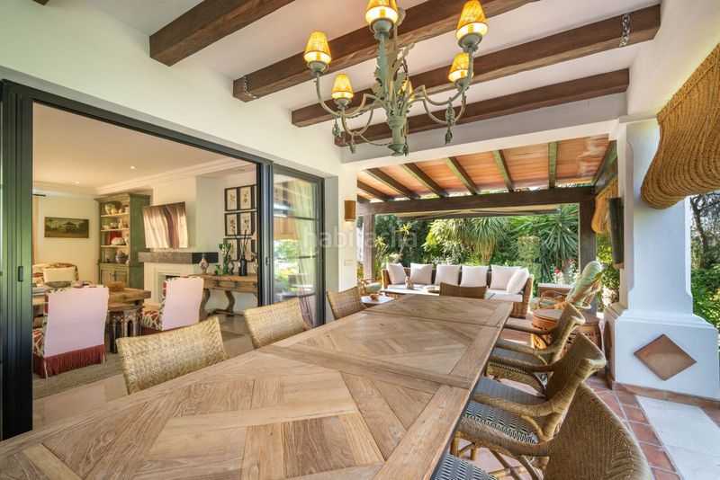 Foto 6ab753b5-d74c-452d-896c-7651193fc5d1. Casa aparellada amb aparcament a Las Brisas Marbella