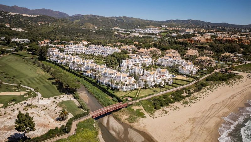 Foto a0653a0f-61d1-4403-a0cf-f19bf9925845. Piso en Bello Horizonte - Lindasol Marbella