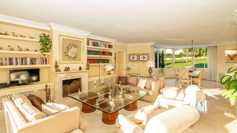 Foto 46994841-8c53-4fae-ba68-70e8cbb6946d. Planta baixa amb aparcament piscina a Zona Miraflores Marbella