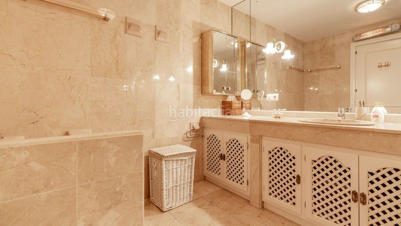 Foto 6223e317-d054-48af-adee-ce81e9b898dc. Planta baixa amb aparcament piscina a Zona Miraflores Marbella