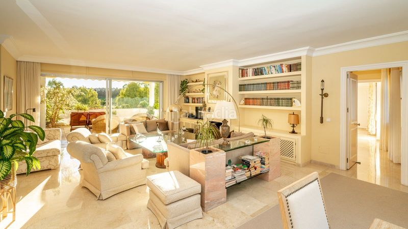 Foto 6571eaa4-8aea-4f1c-97f0-e443d4c851df. Planta baixa amb aparcament piscina a Zona Miraflores Marbella