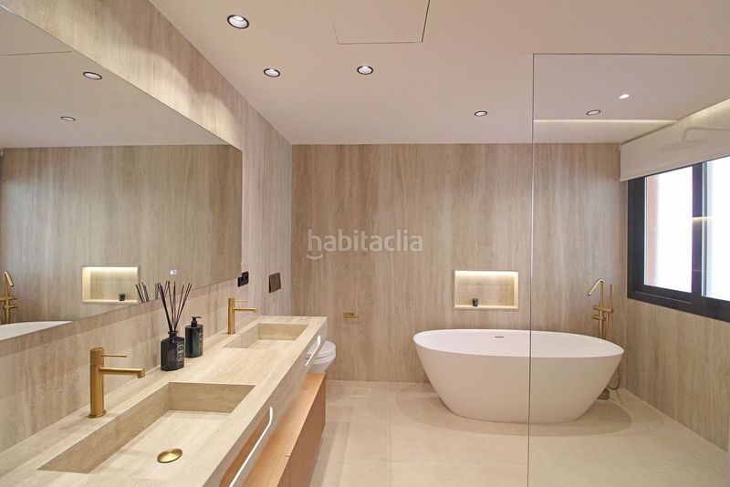 Foto 449b0f3e-9725-4d3c-a1fd-db33dadda817. Pis amb aparcament piscina a Los Naranjos Marbella
