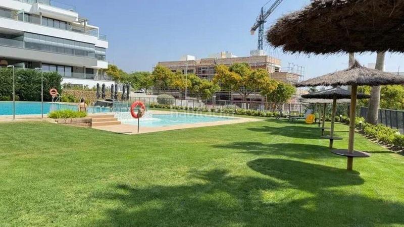 Foto 0ce2f781-4e73-44b9-97df-5951197d71f0. Flat with parking pool in Parque Central Estepona