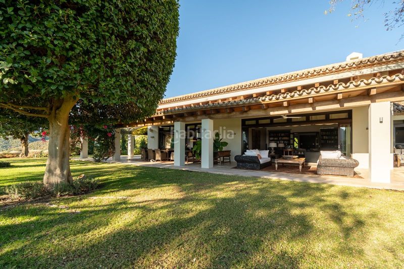 Foto 489bd107-2a7c-4916-966f-4450fa6e3720. Casa aparellada amb aparcament a Benahavís pueblo Benahavís