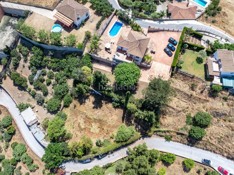 Foto d888c47b-b356-4f64-8a3a-c0683dbcc212. Casa aparellada amb aparcament a la cala Mijas Mijas