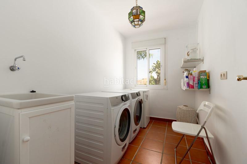 Foto 4f469266-11f8-4d20-8f4b-7ef1dc207215. Maison jumelée avec parking dans la cala Mijas Mijas