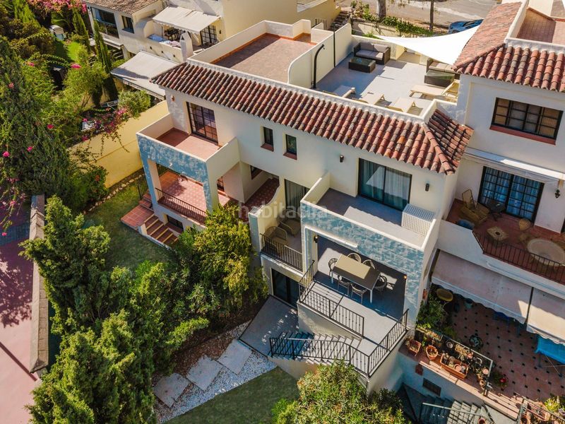 Foto f37cac3c-f425-4bd1-9474-32389b126898. Casa en Las Brisas Marbella