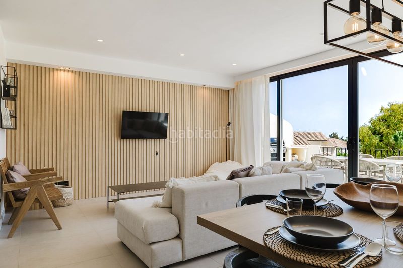 Foto 518458e4-3c81-47e7-a0ea-e9b8a70cd281. Casa amb aparcament piscina a Las Brisas Marbella