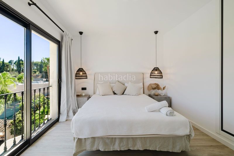 Foto 9b266315-774c-4408-b852-598219c6e5cb. Casa amb aparcament piscina a Las Brisas Marbella