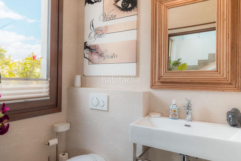 Foto d788f311-67b7-46fd-b12b-876a82e802c5. Casa aparellada amb aparcament a La Quinta Benahavís