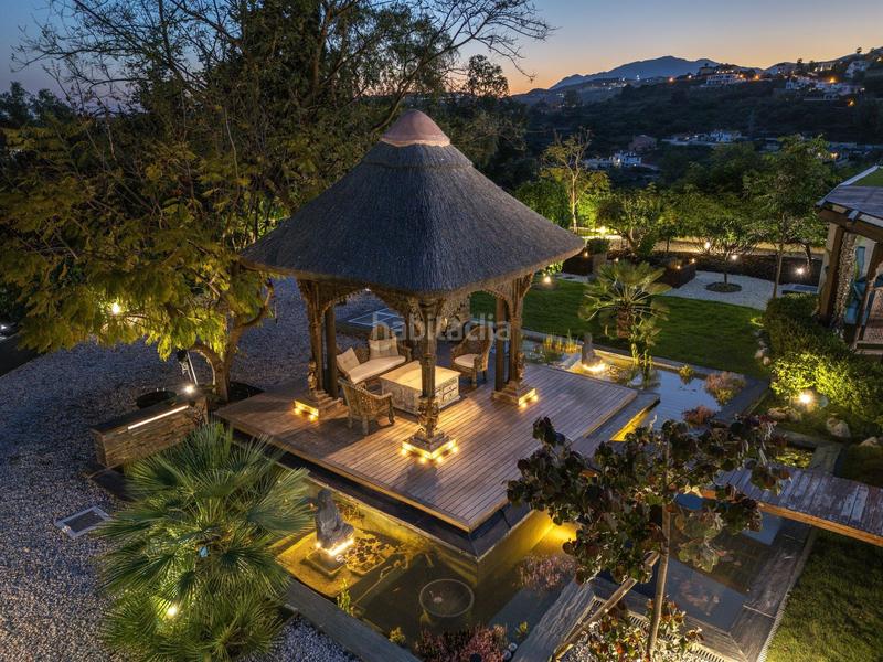 Foto 24be291c-be93-4d7d-9425-5d5f2f8b712d. Casa bifamiliare con parcheggio in La Quinta Benahavís