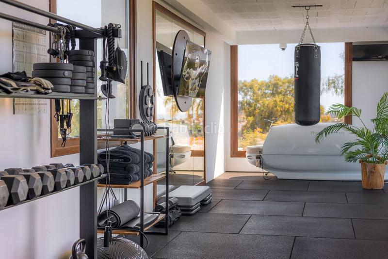 Foto 2c04dcc8-cd33-434c-9579-f27cc5d687b4. Casa bifamiliare con parcheggio in La Quinta Benahavís