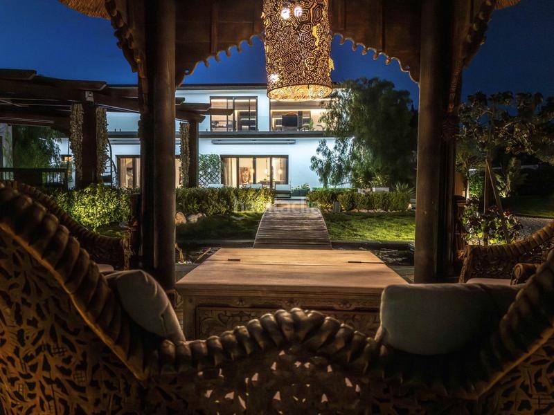 Foto 4b3d6a64-2c12-4309-9c2d-cb9fd30e9804. Casa bifamiliare con parcheggio in La Quinta Benahavís