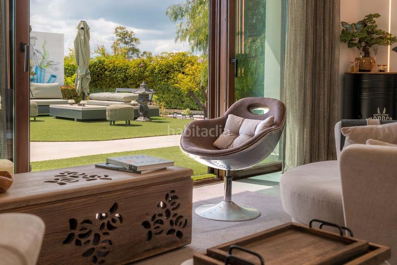 Foto bd0058d9-cc78-4867-8e86-5e14f89425b9. Casa bifamiliare con parcheggio in La Quinta Benahavís