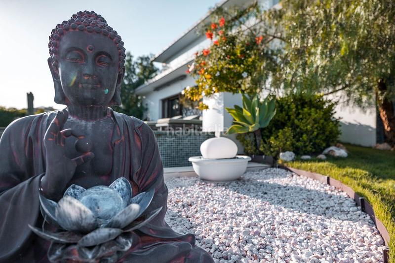 Foto c8711f39-fd9e-46a8-b8a1-5c48a98e4ba8. Doppelhaus mit parking in La Quinta Benahavís