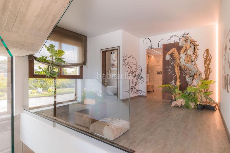 Foto 8369a80b-7e15-4f24-b89f-29add0d92ace. Maison jumelée avec parking dans La Quinta Benahavís