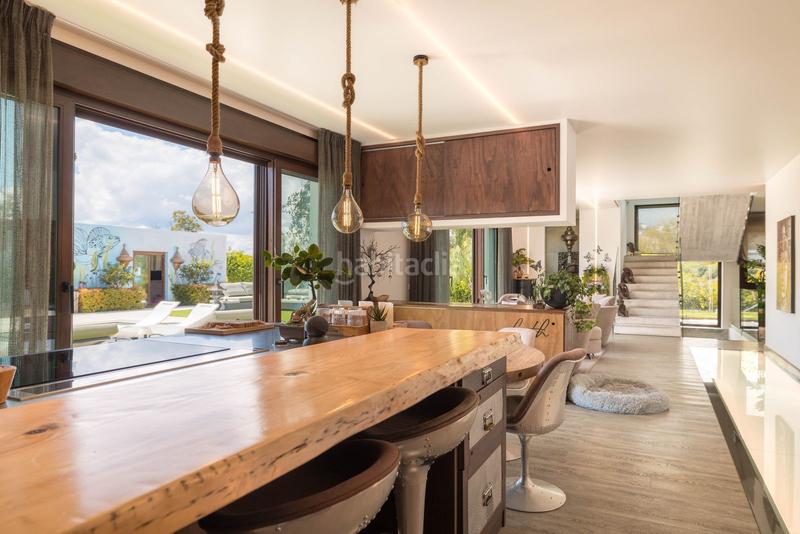 Foto 49e34702-e4ba-444e-a732-06bd76d61bea. Towny house with parking in La Quinta Benahavís