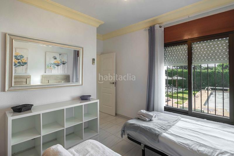 Foto aa16dc2e-d6b6-4640-aa78-39b29afbff42. Maison jumelée avec parking dans Guadalobón Estepona