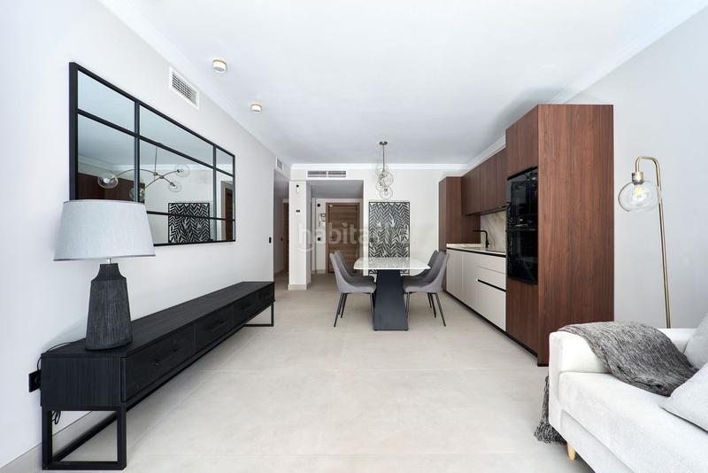 Foto a1b397ad-4b06-41ad-956a-a126e4982b17. Rez-de-chaussée avec parking piscine dans San Pedro de Alcántara Pueblo Marbella