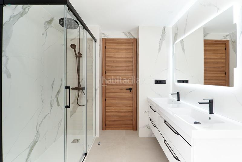 Foto eb138530-e0b1-4db5-9c0a-97038d925241. Rez-de-chaussée avec parking piscine dans San Pedro de Alcántara Pueblo Marbella