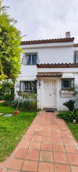 Foto 18072796-8c8f-4c7e-91aa-9d6b970acc6f. Casa amb aparcament piscina a Parque Central Estepona