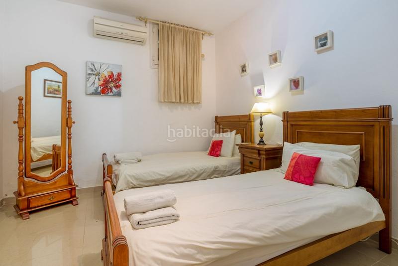 Foto 62acd779-650f-4047-970c-97a738aef4bd. House with parking pool in Parque Central Estepona