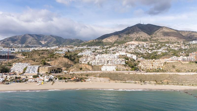 Foto 8e60ce11-1f50-43a8-96a1-fce48a464497. Dúplex en Las Gaviotas - Carvajal Fuengirola