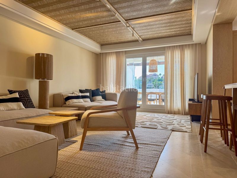 Foto 448fbe81-d63b-4900-8d43-8582c0d77efb. Appartamento con parcheggio piscina in Puerto Banús Marbella
