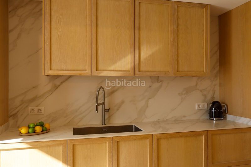 Foto 949929dc-4c74-4249-8ab9-1bb48389f2bc. Appartamento con parcheggio piscina in Puerto Banús Marbella