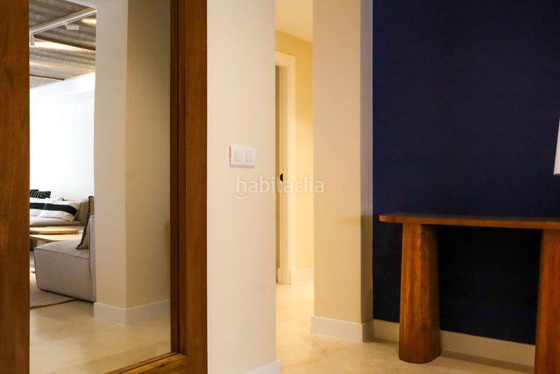 Foto a6d56b31-1cf2-431c-8eb0-2f12101b4a37. Appartamento con parcheggio piscina in Puerto Banús Marbella
