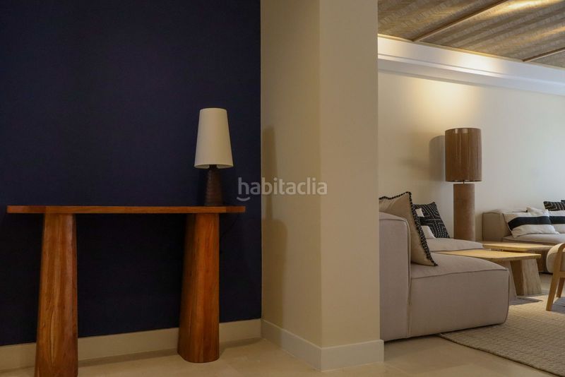 Foto f09c0f64-8fe2-4dfc-a549-8862ec91d742. Appartamento con parcheggio piscina in Puerto Banús Marbella