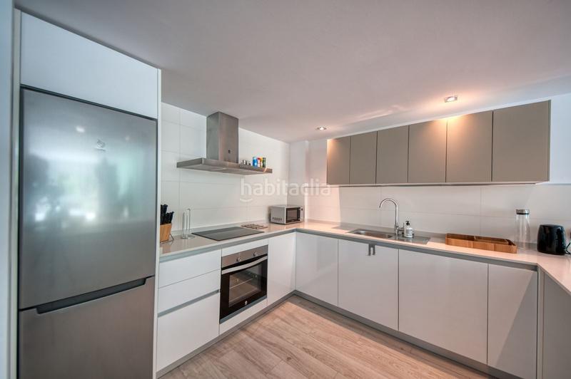 Foto 3180364b-03df-4f5c-b50e-5426a68d25d3. Àtic amb aparcament piscina a Benahavís pueblo Benahavís